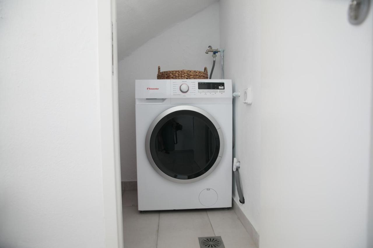 Kamvas Deluxe Apartments Naxos City Екстер'єр фото