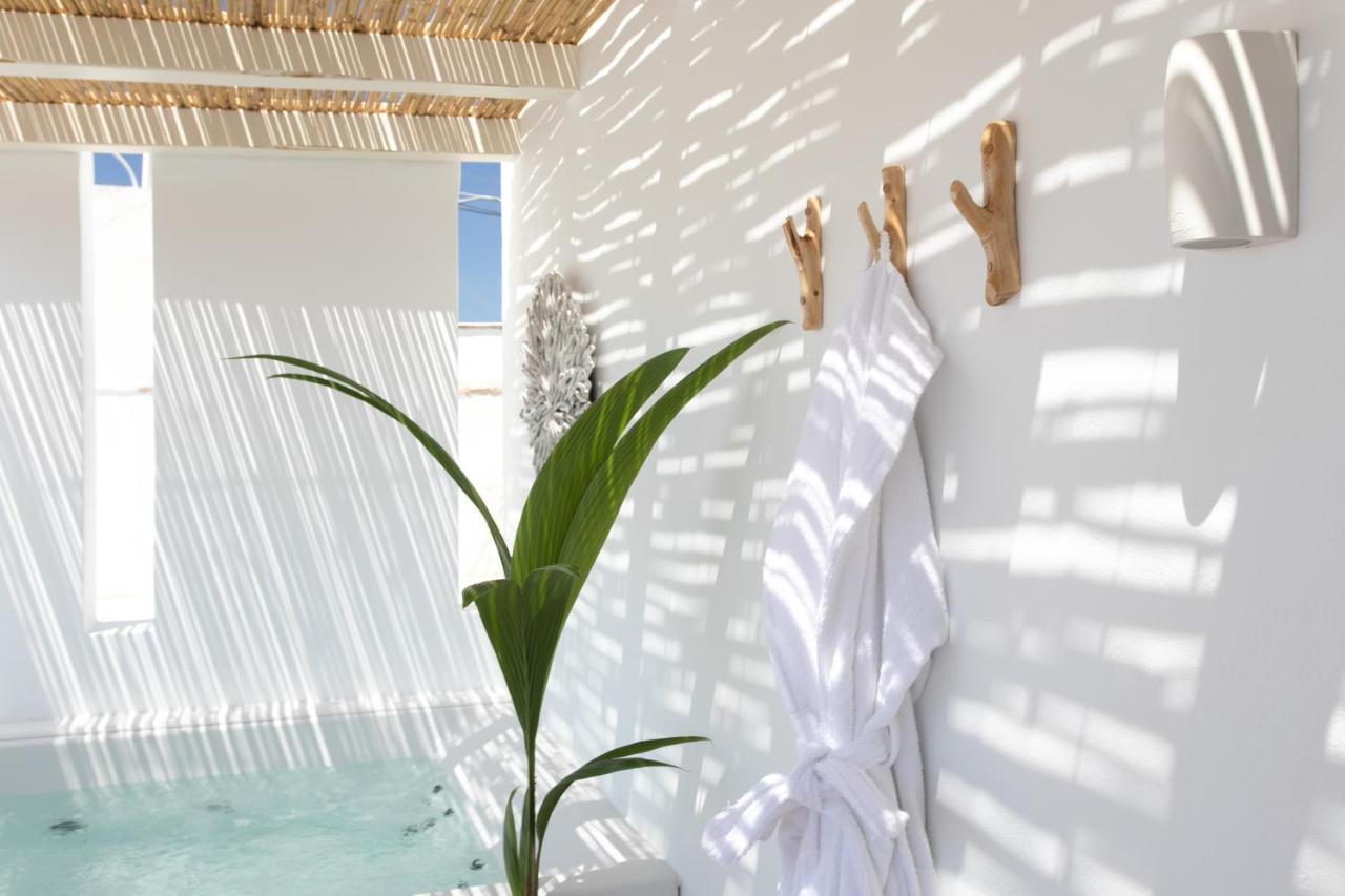 Kamvas Deluxe Apartments Naxos City Екстер'єр фото